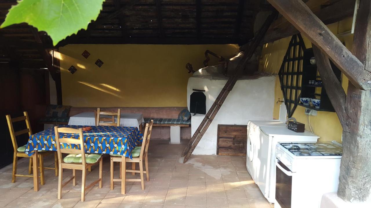 Valchid Guest House Exteriör bild