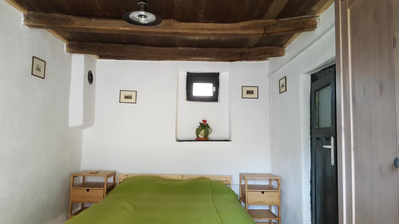 Valchid Guest House Exteriör bild